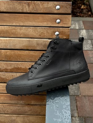 Чоловічі зимові шкіряні черевики Black Boots 40-7001.951 фото
