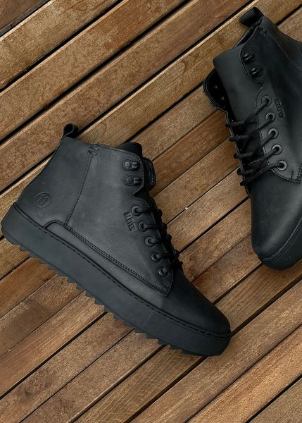 Чоловічі зимові шкіряні черевики Black Boots 40-7001.951 фото